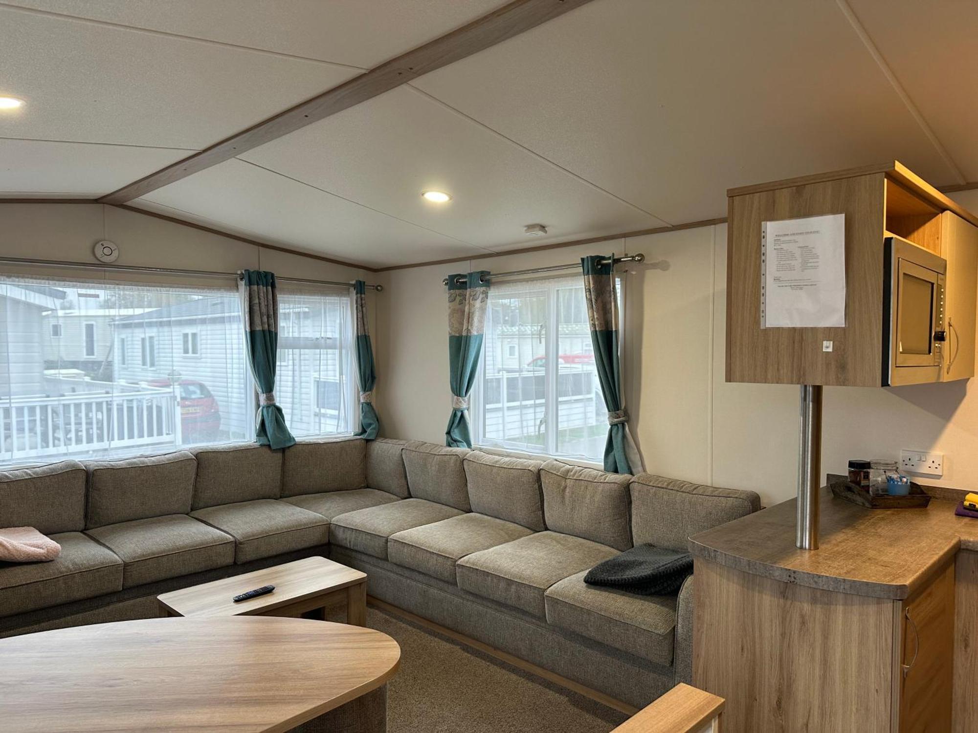 Felixstowe Chimo Caravan 8 Sleeps 5 Min To Beach Eksteriør bilde