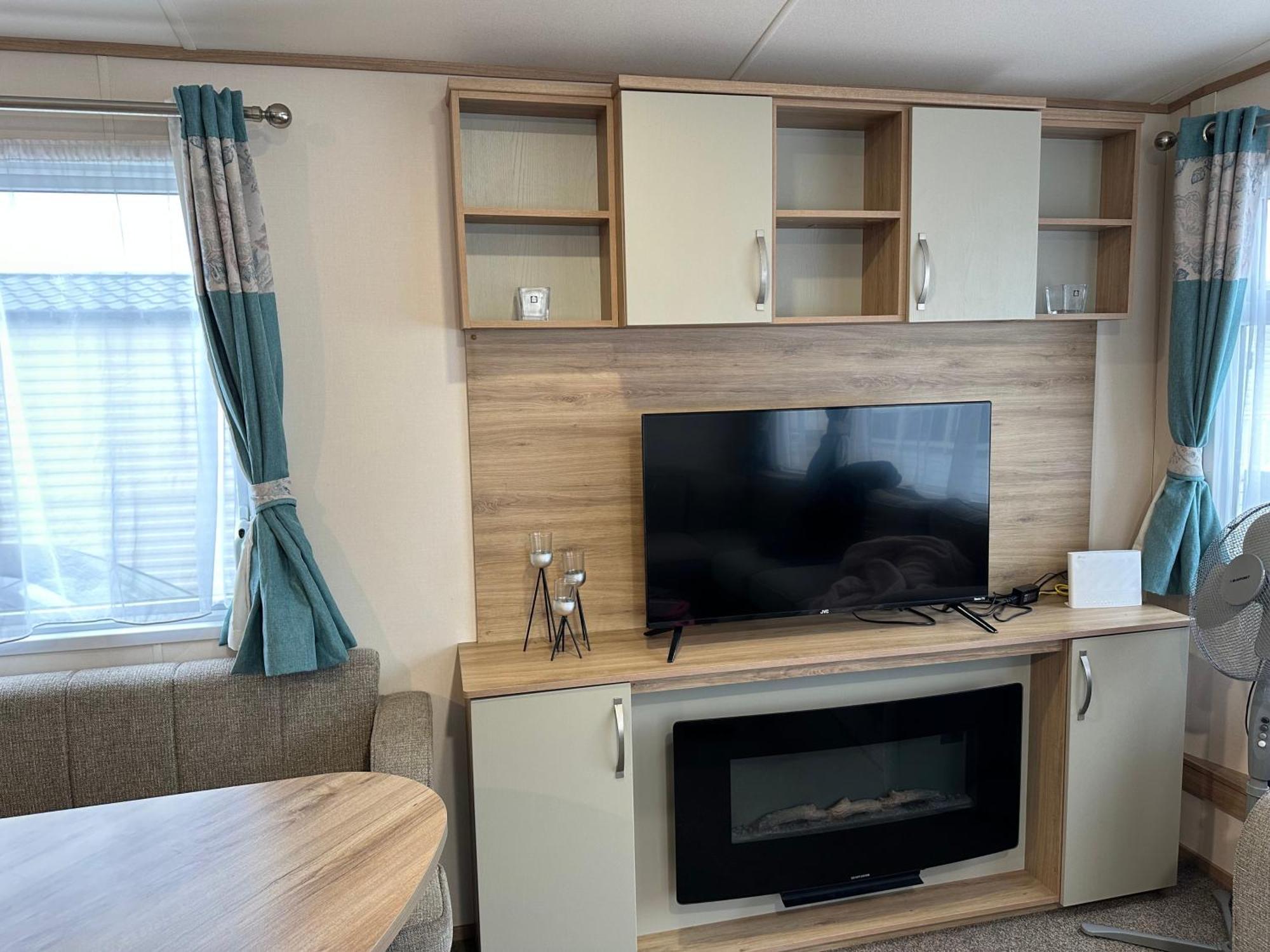 Felixstowe Chimo Caravan 8 Sleeps 5 Min To Beach Eksteriør bilde
